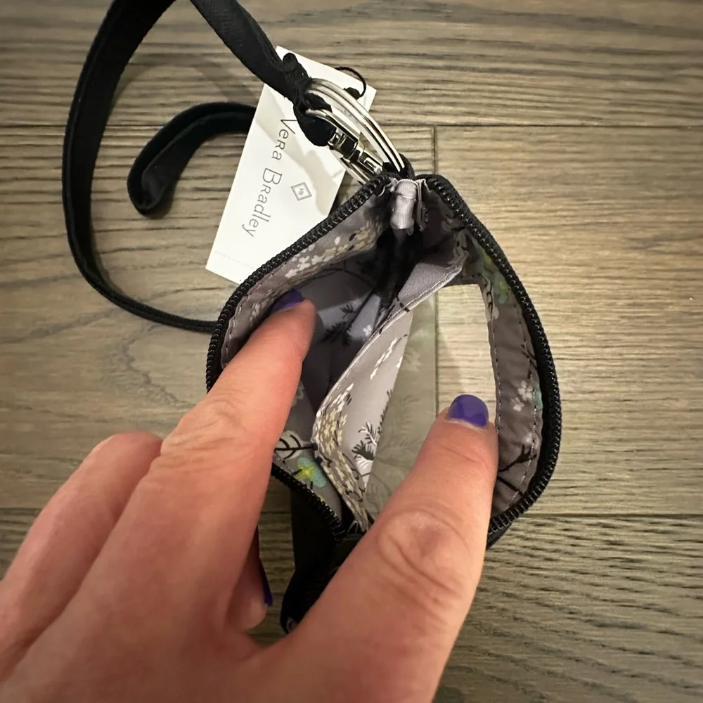 Vera Bradley Zip ID case with matching lanyard NWT - Picture 4 of 5